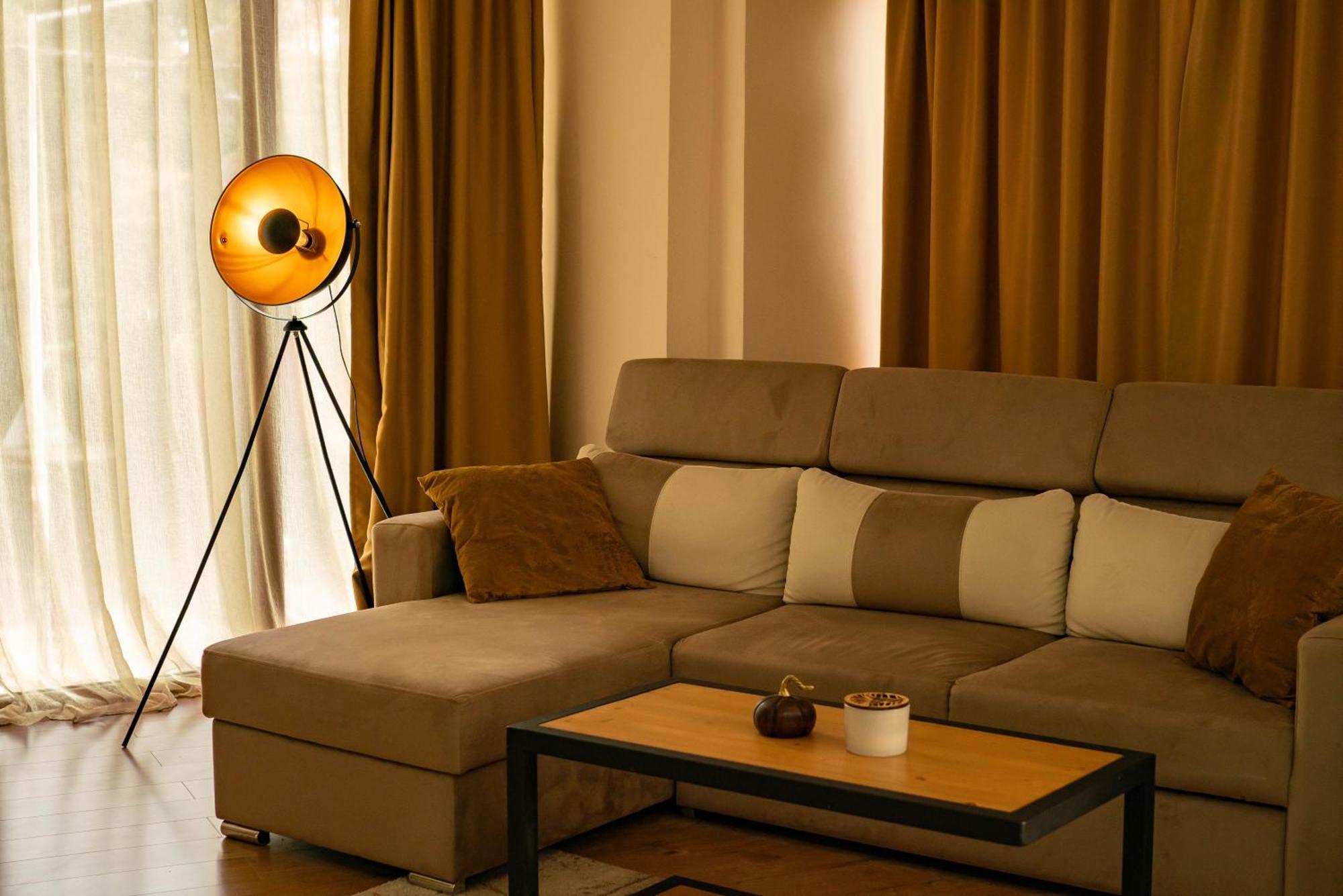 Cozy Studio With French Windows, Mrenicov Plovdiv Buitenkant foto